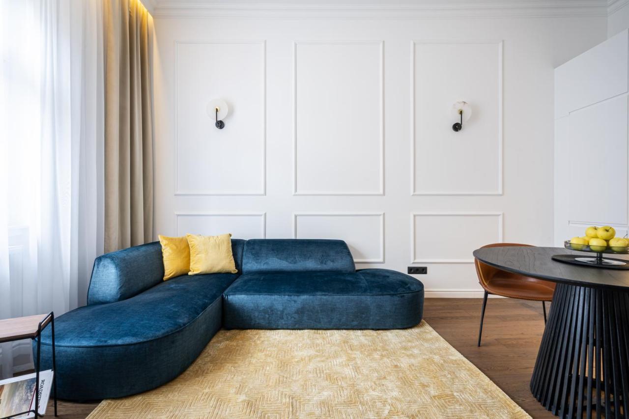 Sky Way Apartment Будапеща Екстериор снимка