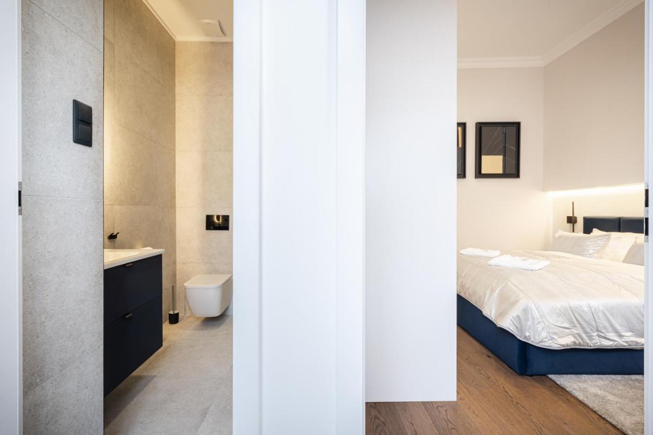 Sky Way Apartment Будапеща Екстериор снимка